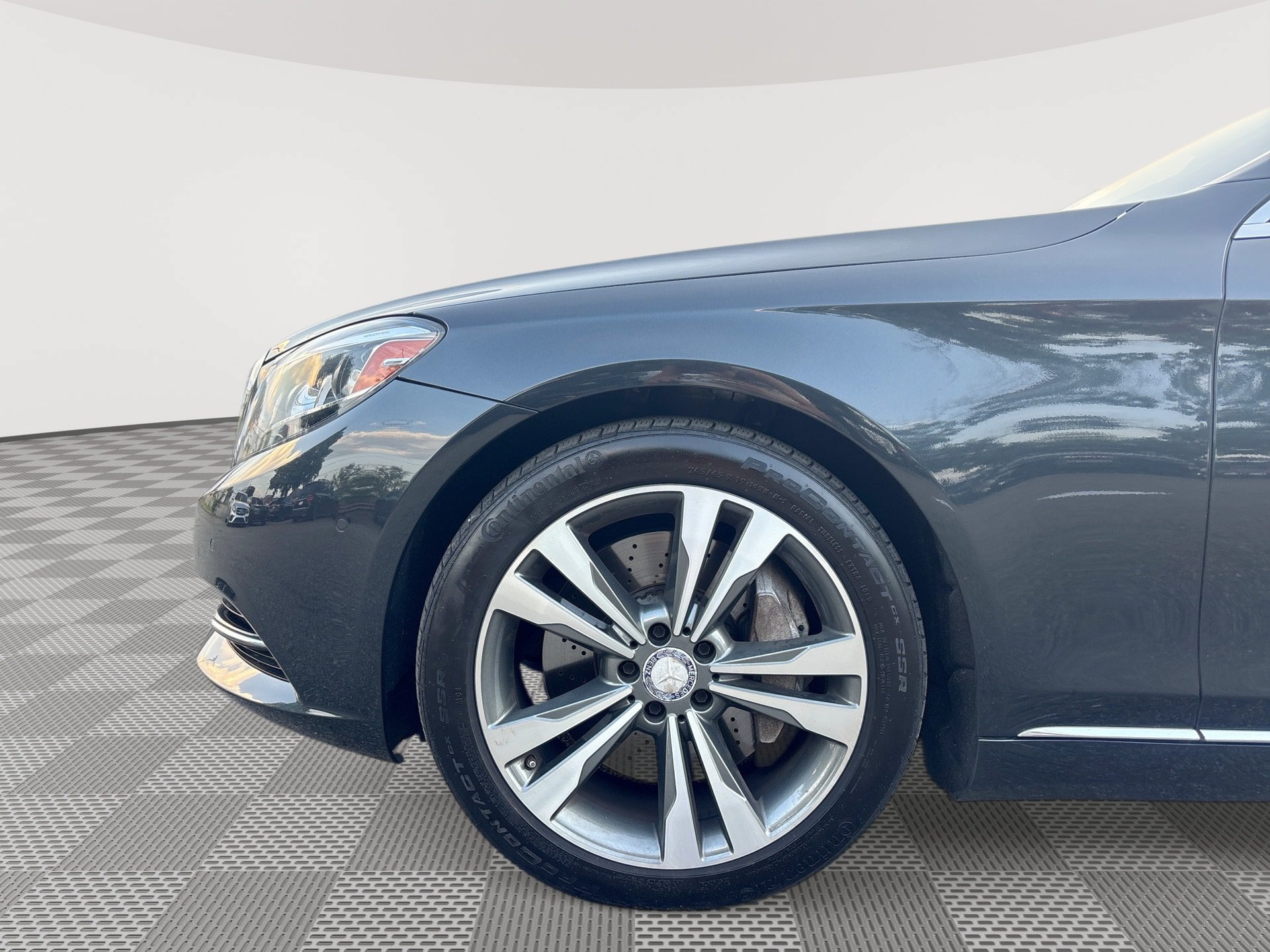 Used 2015 Mercedes-Benz S 550 4MATIC Sedan image 19