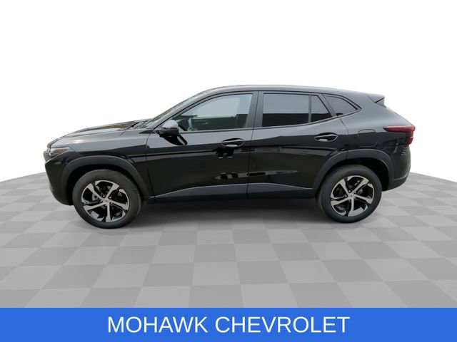 Used 2025 Chevrolet Trax RS w/ Driver Confidence Package image 6