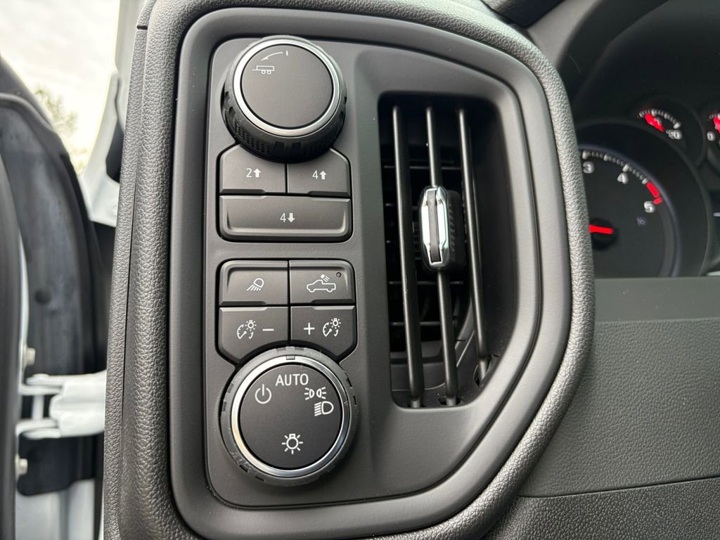 New 2025 Chevrolet Silverado 2500 Custom w/ Custom Value Package image 25