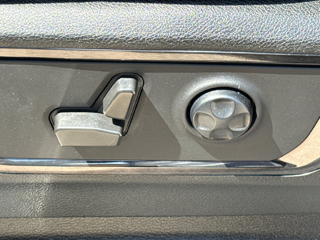 Used 2022 RAM 1500 Limited AWD/4WD image 22