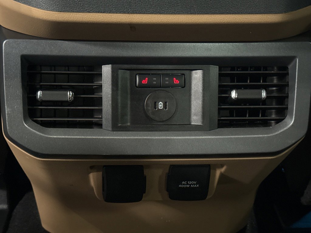 Used 2024 Ford F350 Lariat w/ Sport Appearance Package image 29