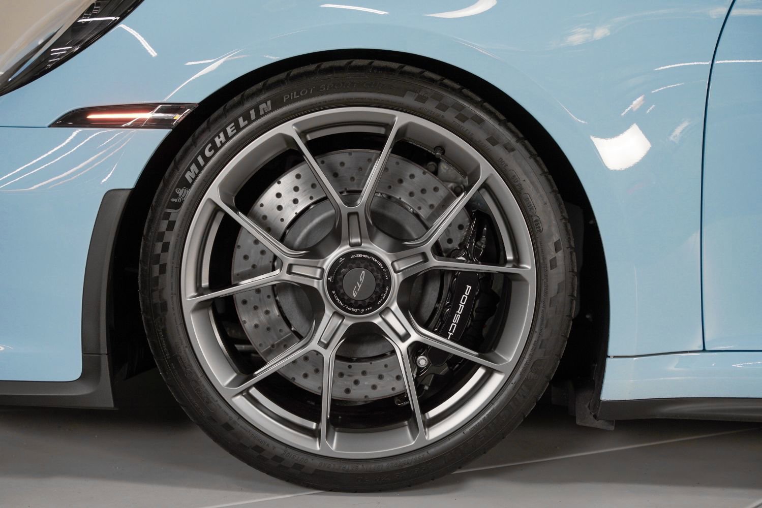 Used 2022 Porsche 911 GT3 RWD image 15