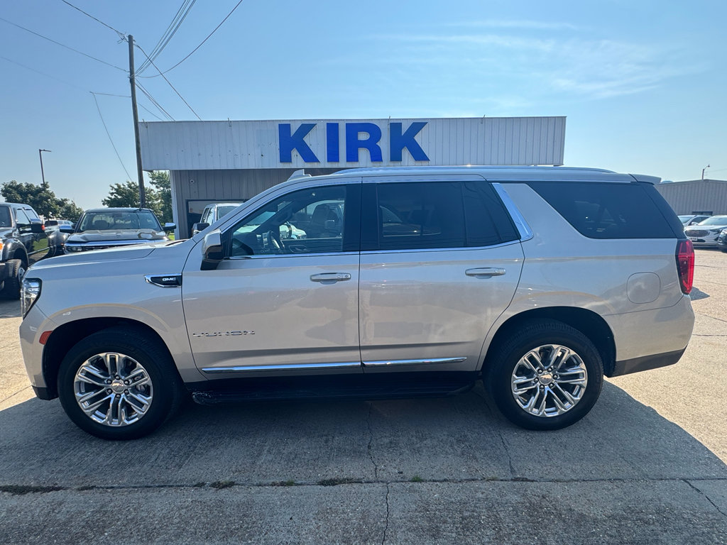 Used 2021 GMC Yukon SLT image 2