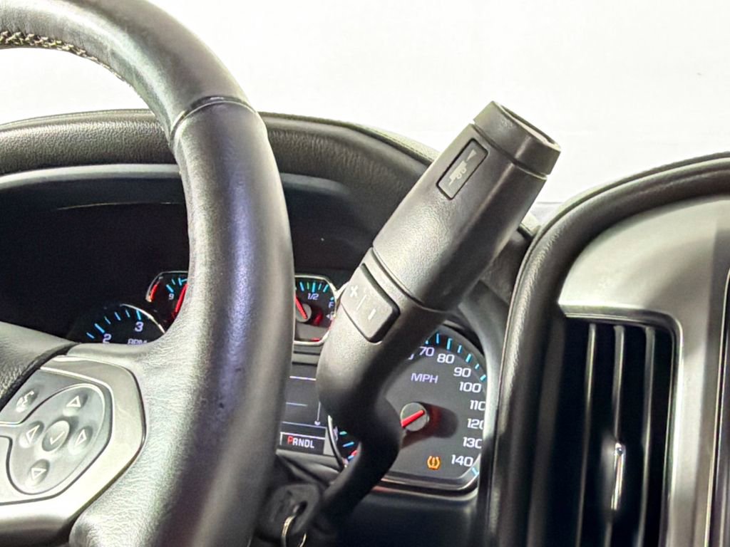 Used 2018 Chevrolet Silverado 1500 LTZ image 16