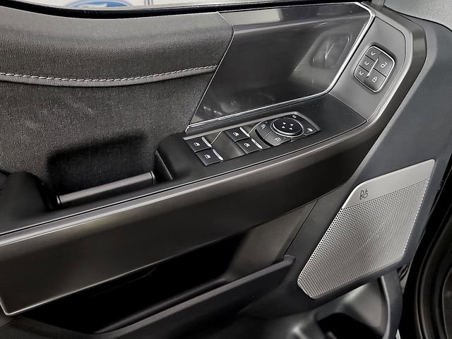 Used 2025 Ford F150 Lariat w/ Equipment Group 501A Mid image 13