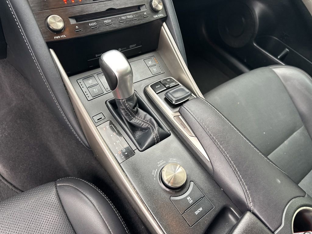 Used 2017 Lexus IS 300 300 w/ Navigation System Package image 18