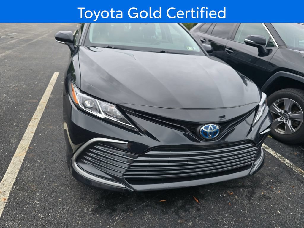 Used 2023 Toyota Camry LE FWD image 2