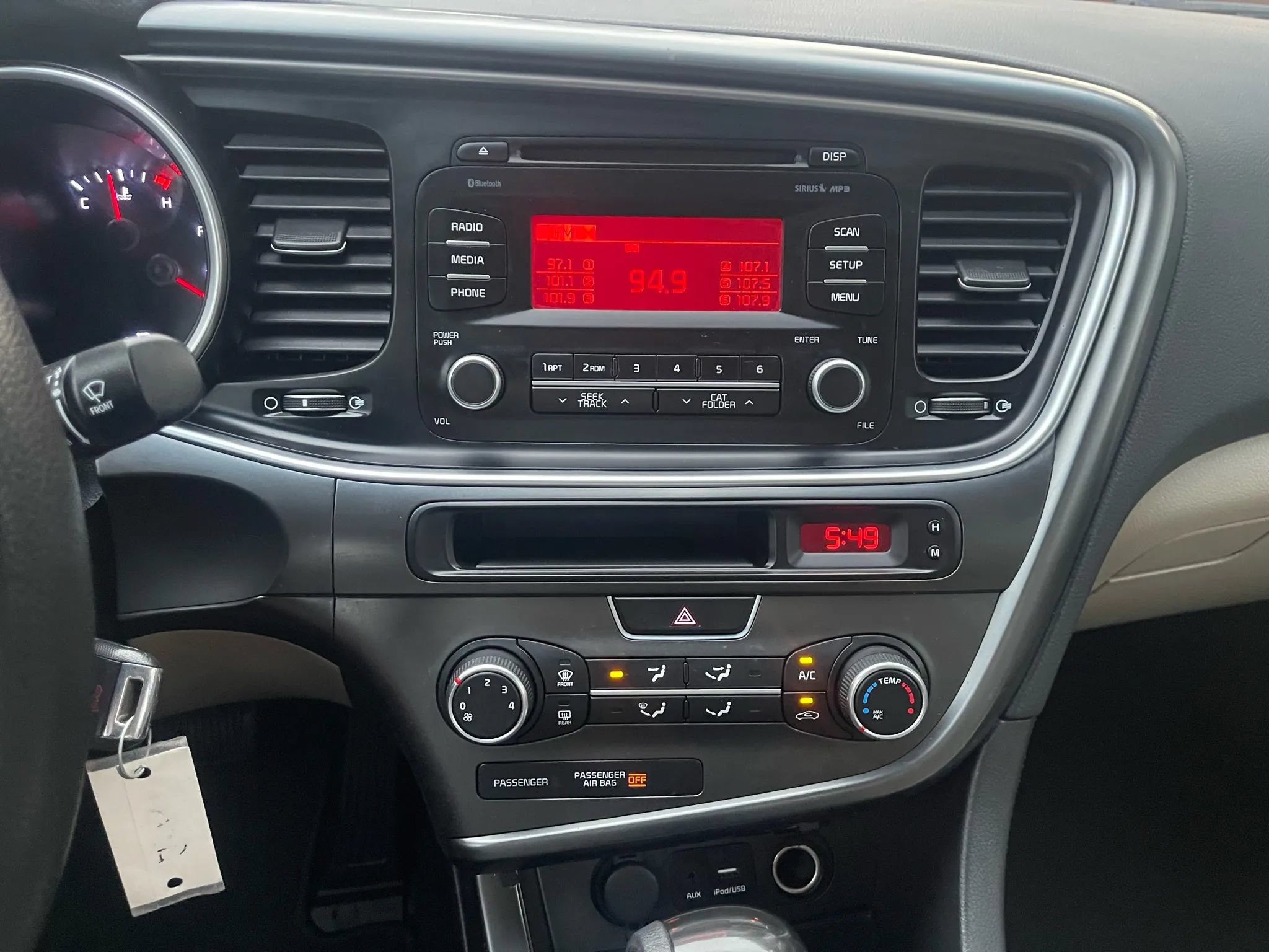 Used 2015 Kia Optima LX FWD image 18