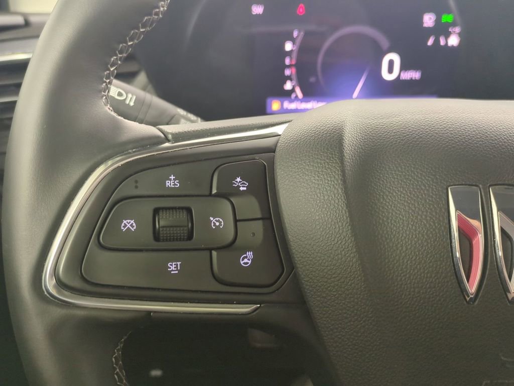 Used 2025 Buick Encore GX Avenir w/ Avenir Technology Package image 31