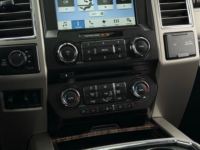 Used 2017 Ford F250 Lariat w/ Lariat Ultimate Package AWD/4WD image 30