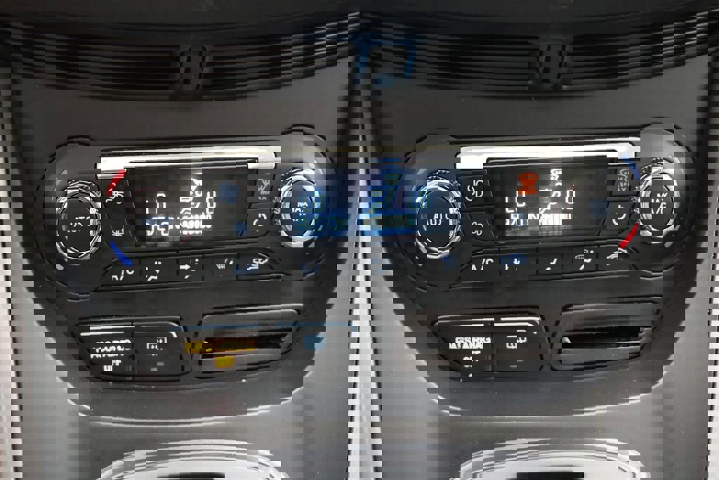 Used 2016 Ford Escape SE w/ Equipment Group 201A AWD/4WD image 23