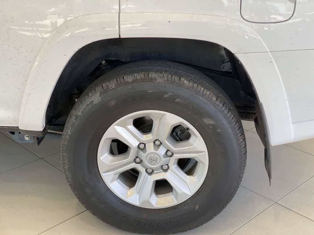 Certified 2024 Toyota 4Runner SR5 AWD/4WD image 13
