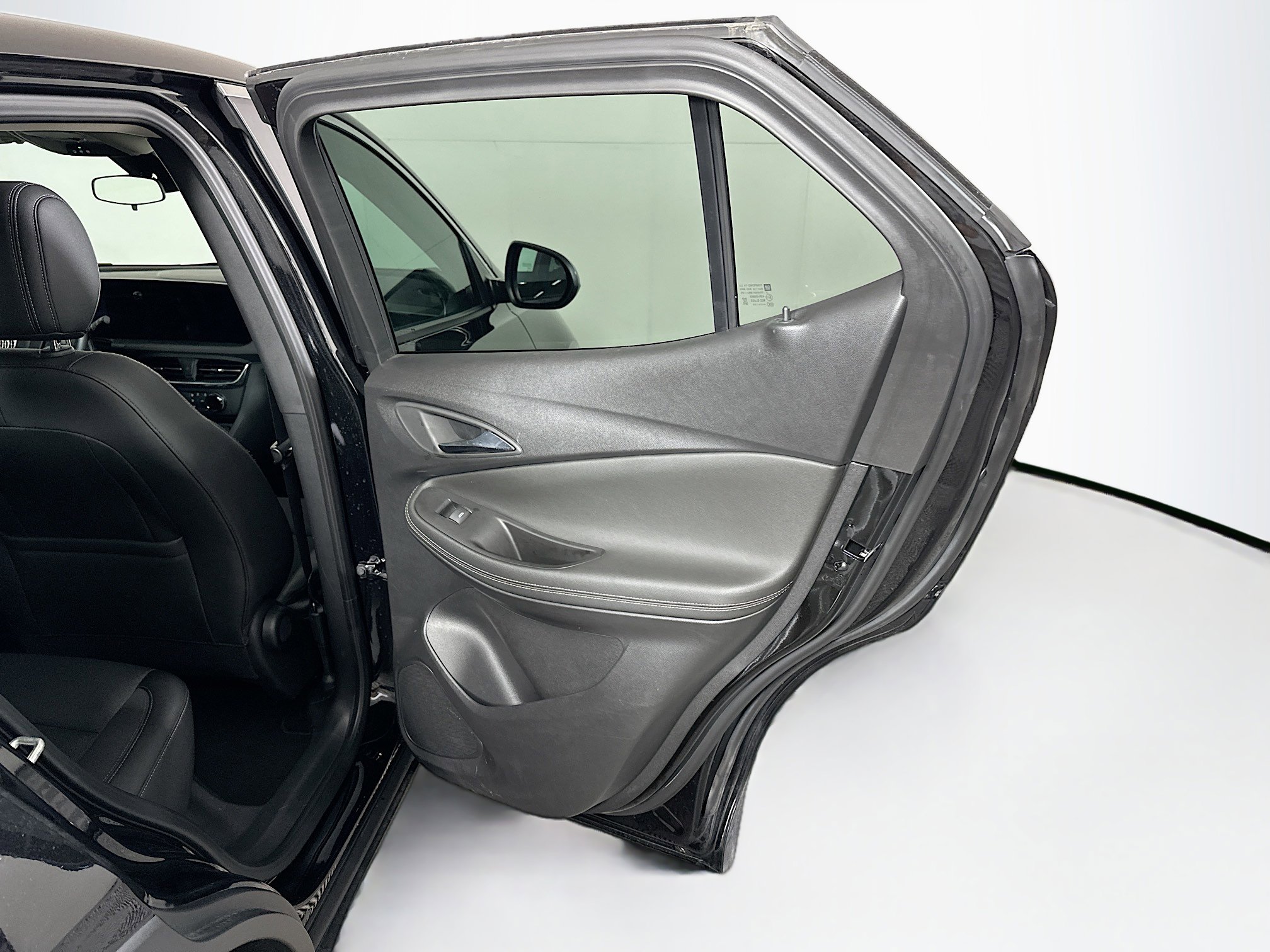 Used 2025 Buick Encore GX Preferred image 28