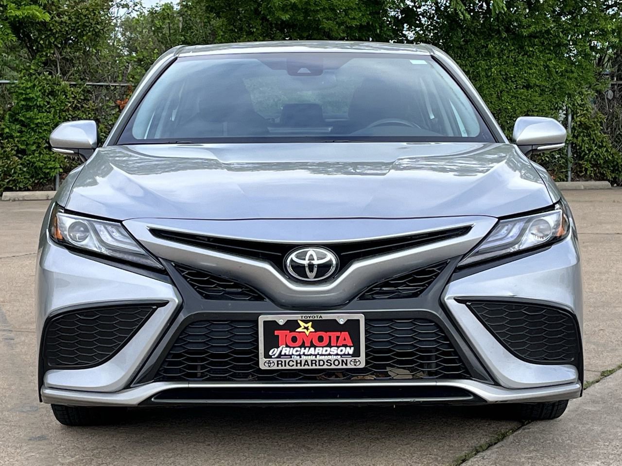 Used 2024 Toyota Camry XSE FWD image 7