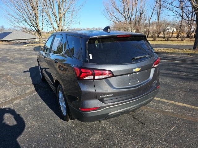 Used 2023 Chevrolet Equinox LT w/ Driver Convenience Package AWD/4WD image 3