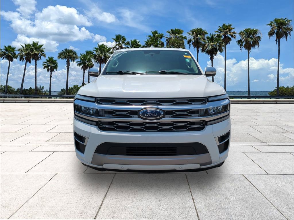 Certified 2022 Ford Expedition Platinum RWD image 2