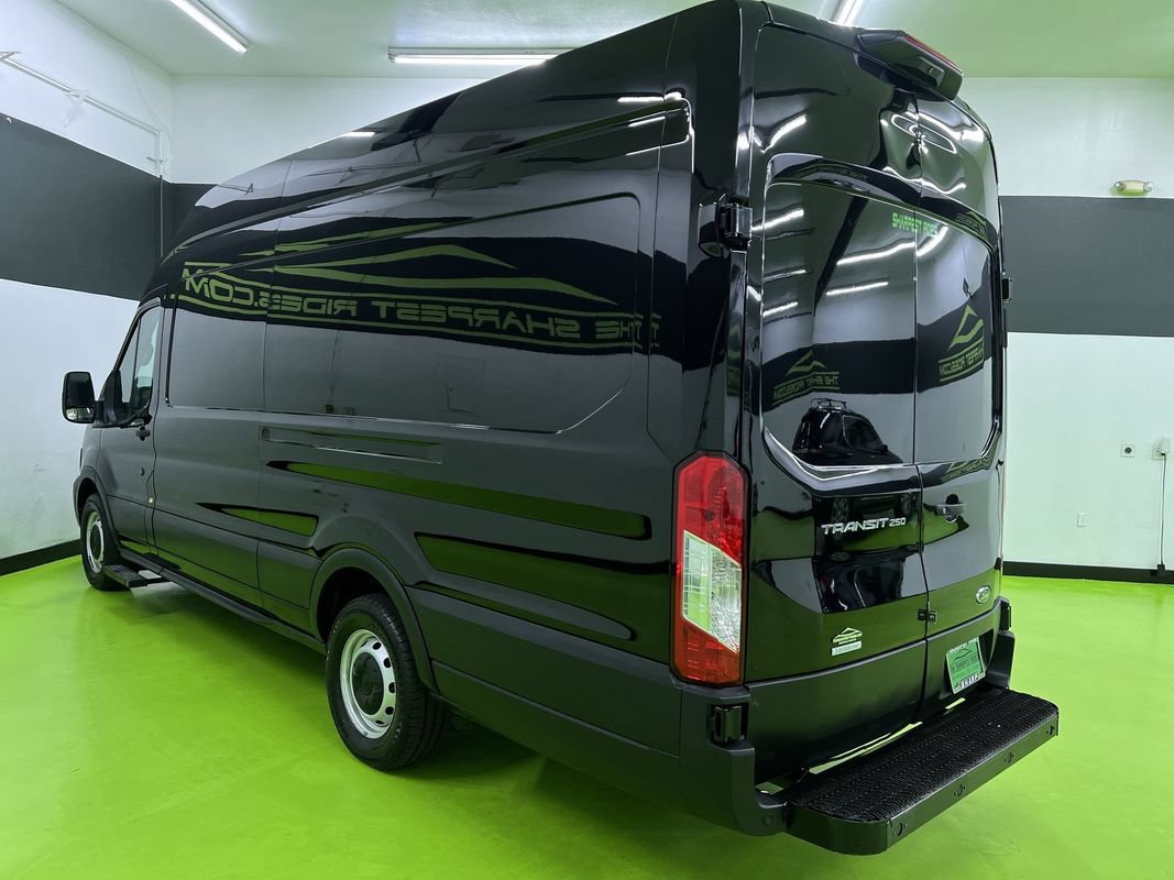 Used 2023 Ford Transit 250 148 High Roof Extended w/ Load Area Protection Package RWD image 7