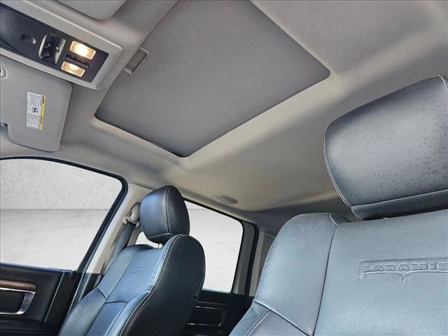 Used 2014 RAM 2500 Laramie w/ Black Appearance Group AWD/4WD image 21