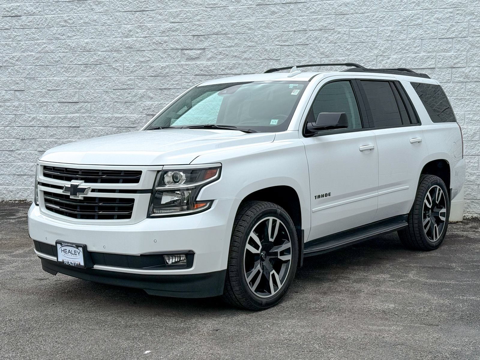 Certified 2020 Chevrolet Tahoe Premier AWD/4WD image 3