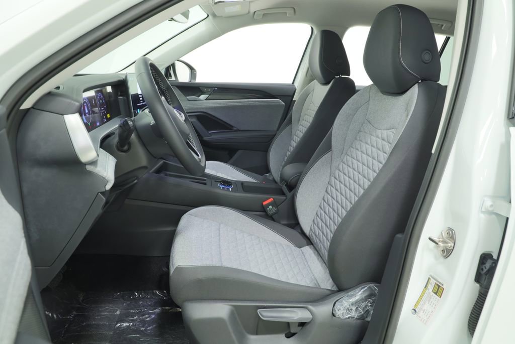 New 2025 Volkswagen Tiguan S image 31