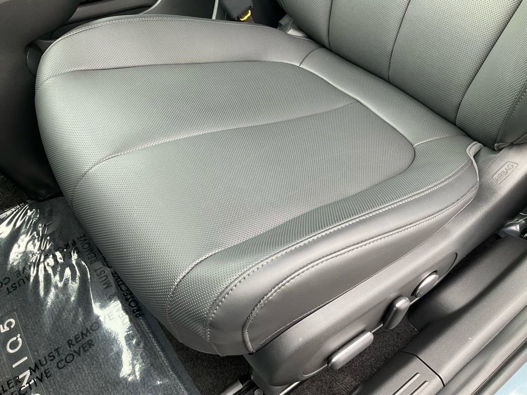 Used 2025 Hyundai Ioniq 5 SEL image 16