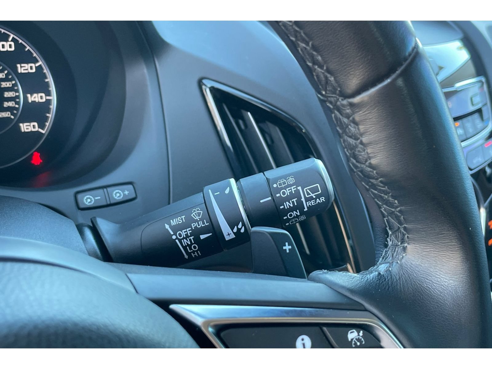 Certified 2023 Acura RDX w/ Technology Package FWD image 38