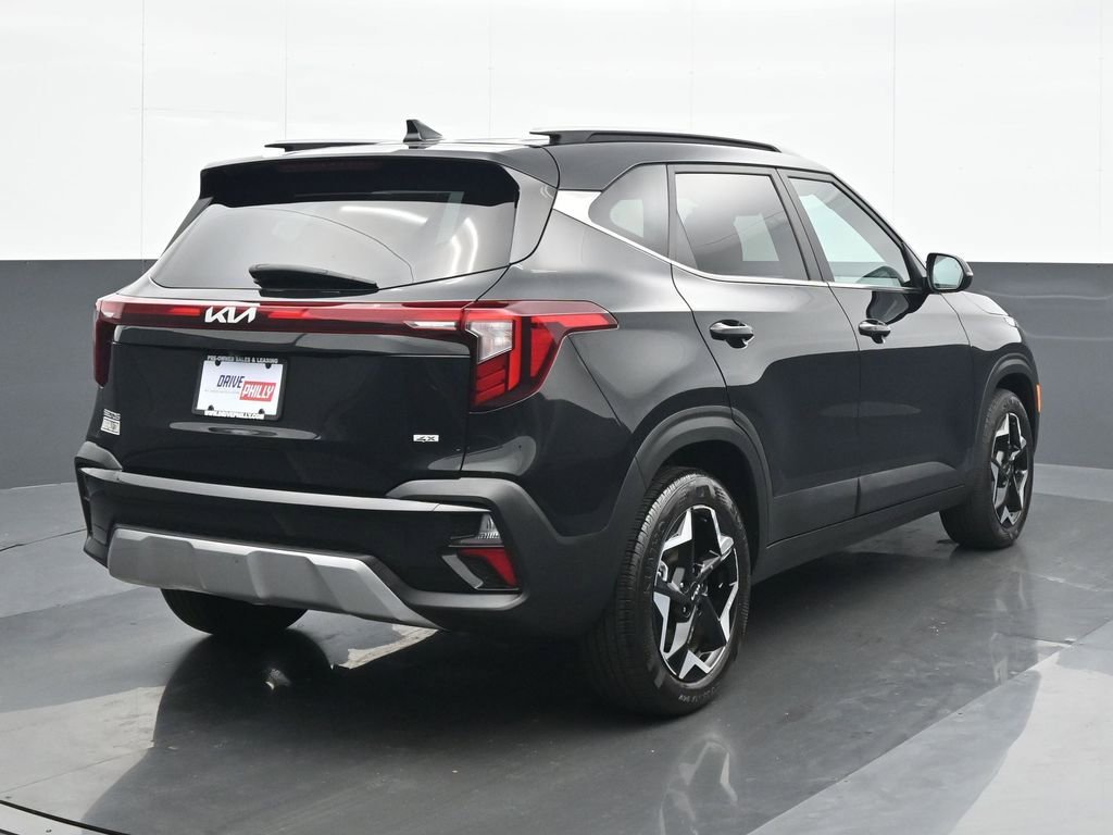 Used 2024 Kia Seltos EX image 6