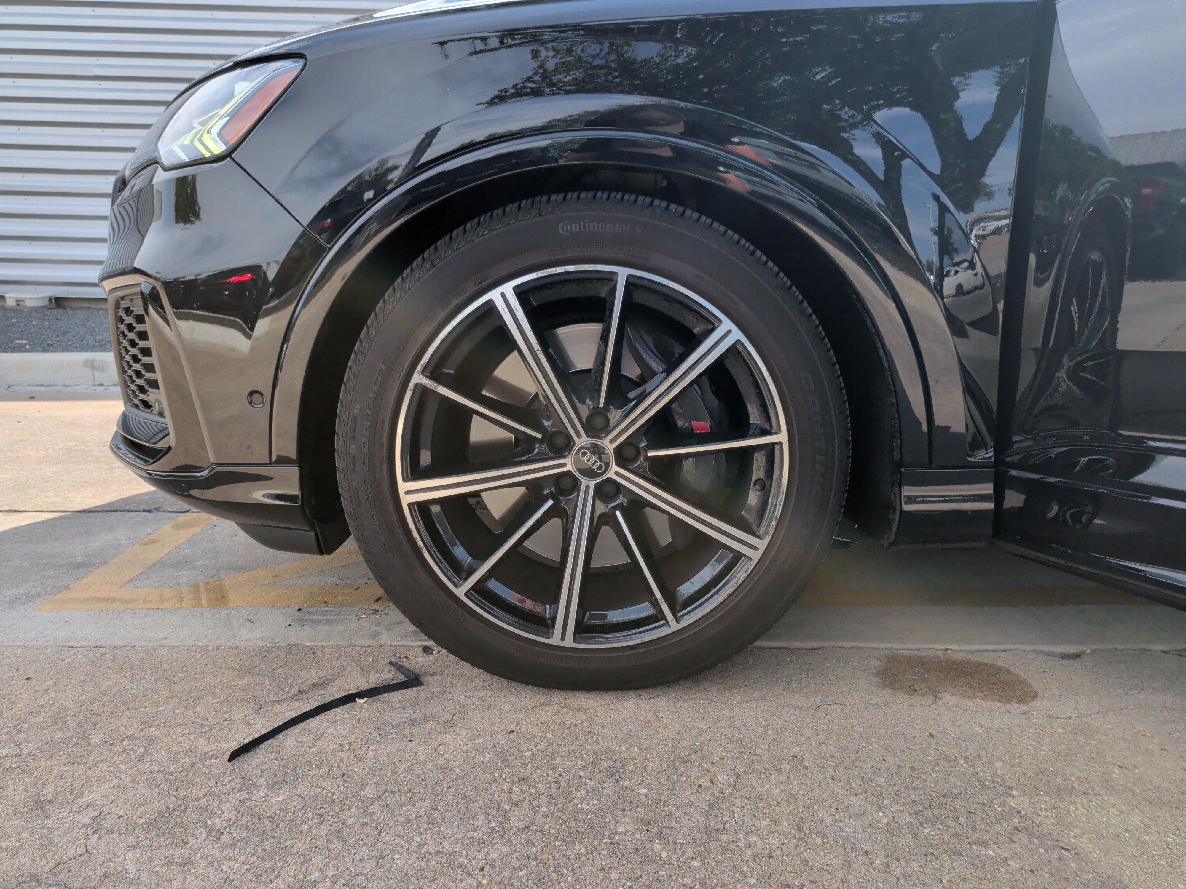 Used 2021 Audi SQ7 Prestige AWD/4WD image 12