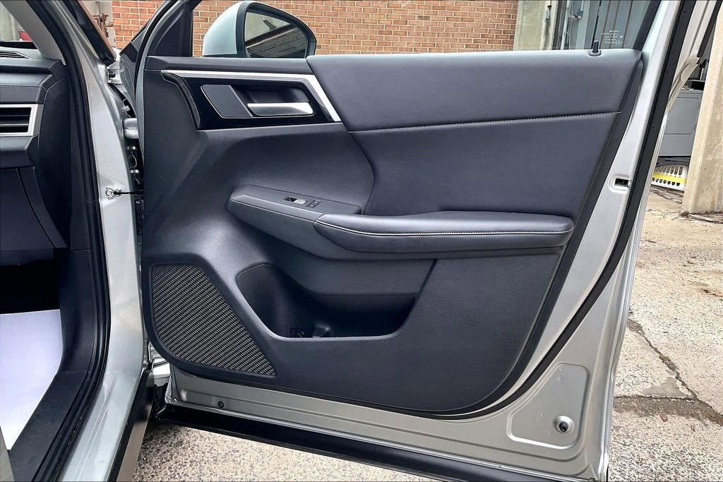 Used 2023 Mitsubishi Outlander SE image 23