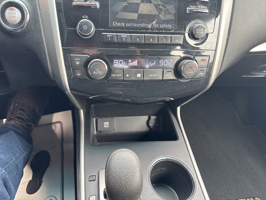Used 2015 Nissan Altima 2.5 SV w/ Convenience Package FWD image 25