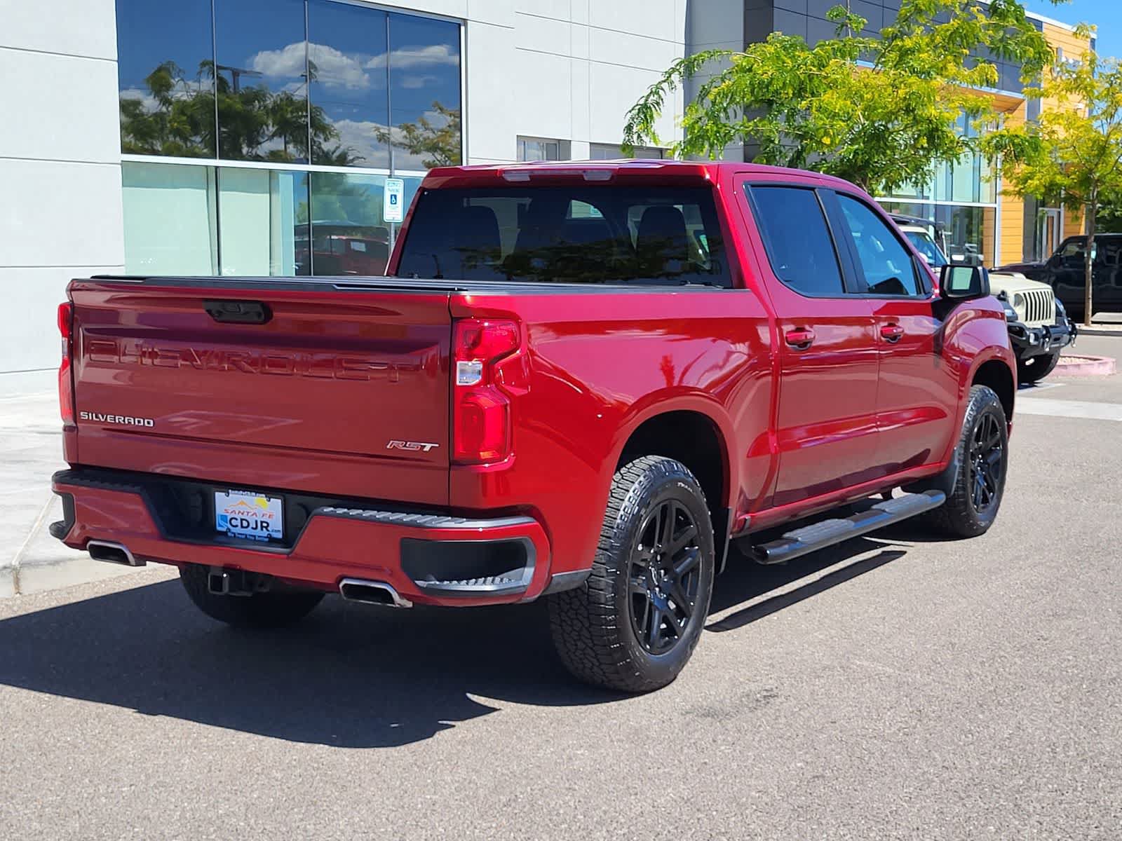 Used 2023 Chevrolet Silverado 1500 RST AWD/4WD image 5