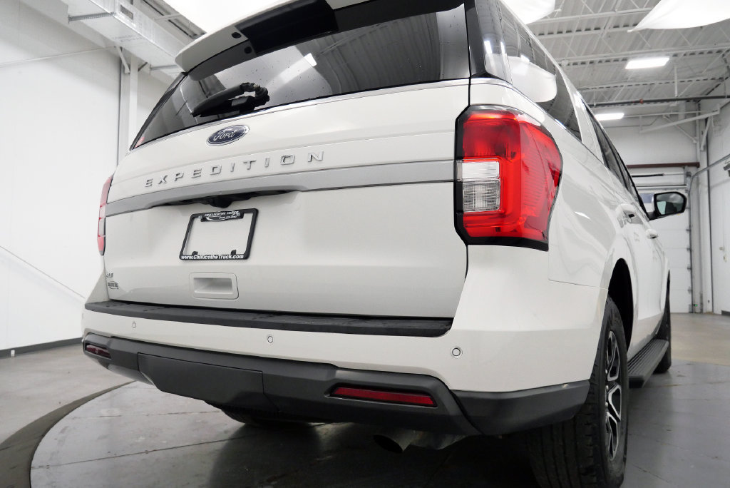 Used 2022 Ford Expedition XLT AWD/4WD image 38