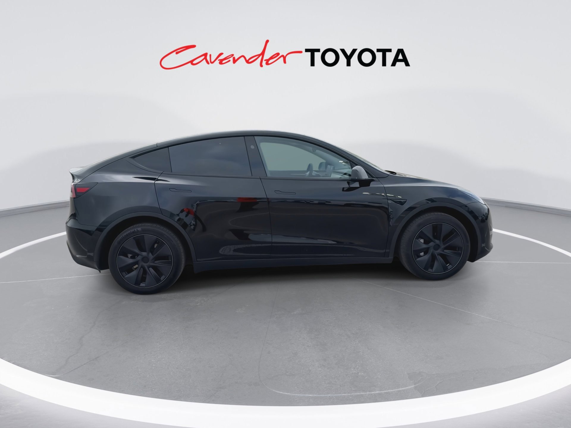 Used 2025 Tesla Model Y Long Range image 9