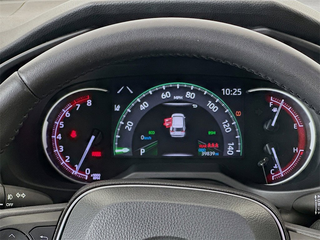 Used 2022 Toyota RAV4 Limited image 26