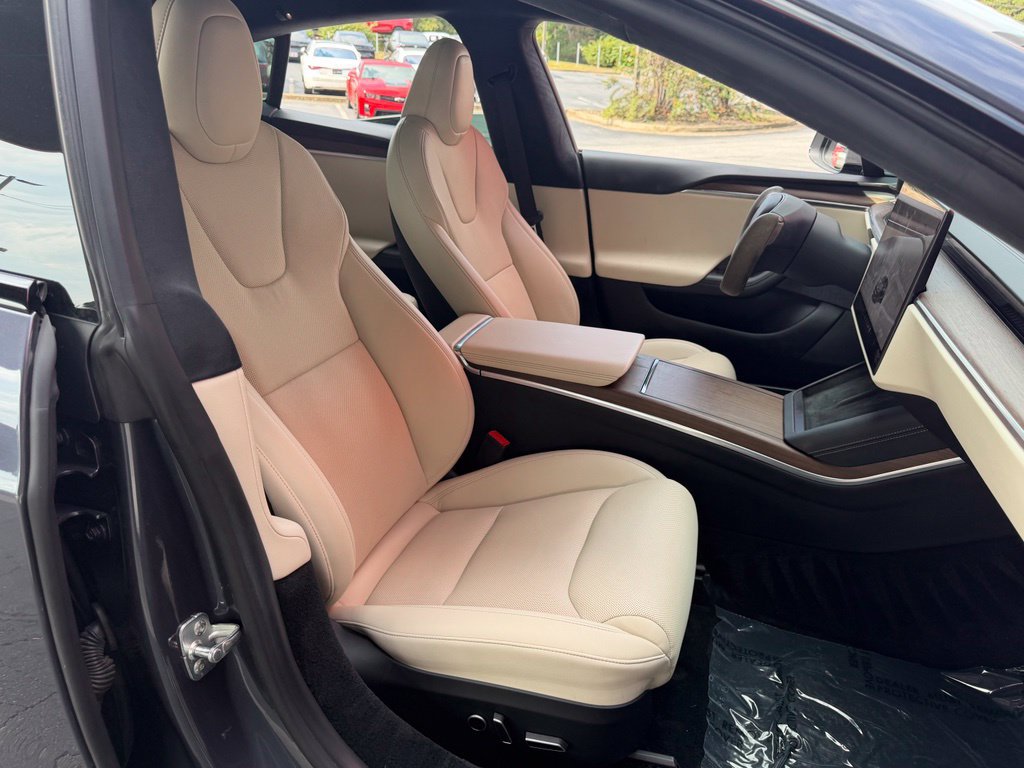 Used 2022 Tesla Model S AWD/4WD image 32