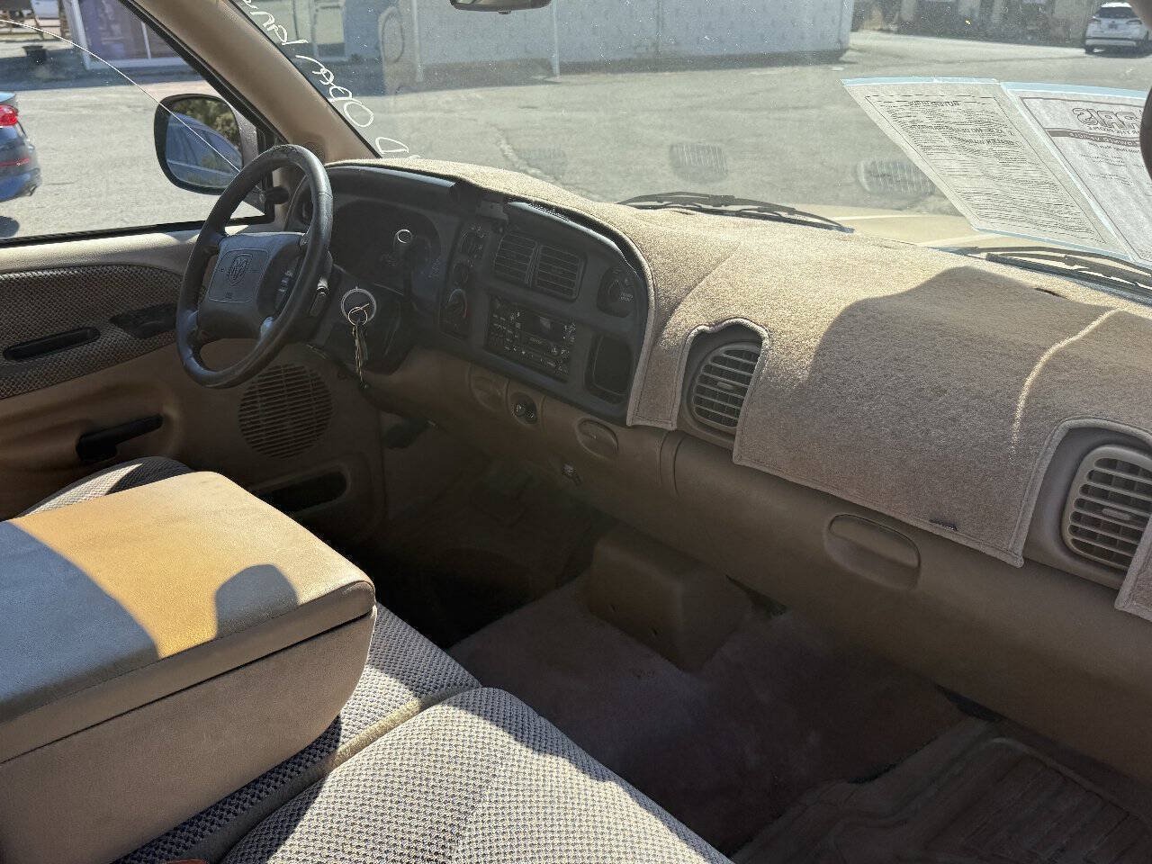 Used 2000 Dodge Ram 2500 Truck 2WD Quad Cab image 12