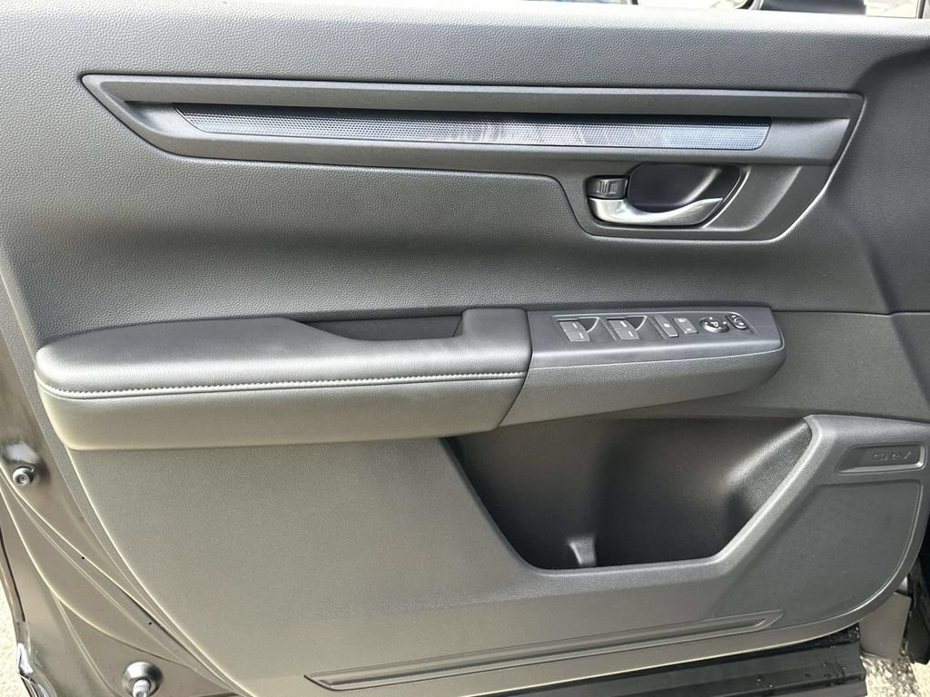 Certified 2025 Honda CR-V LX image 14