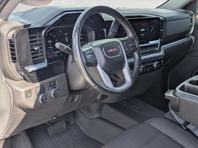 Used 2022 GMC Sierra 1500 Elevation w/ LPO, Elevation Black Package image 10