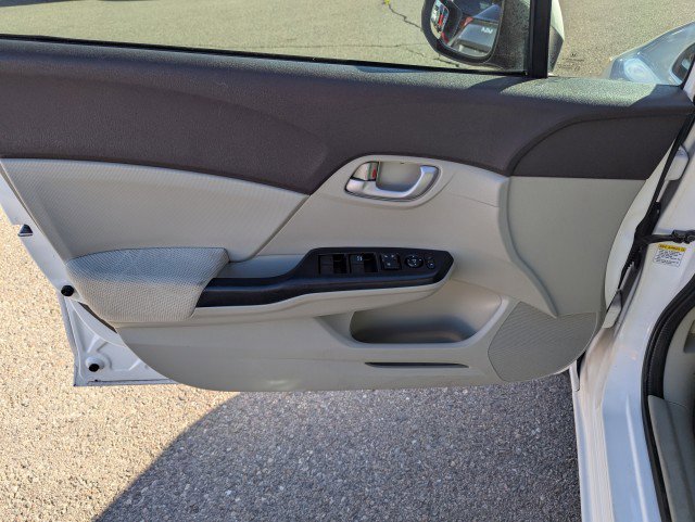 Used 2012 Honda Civic LX image 9