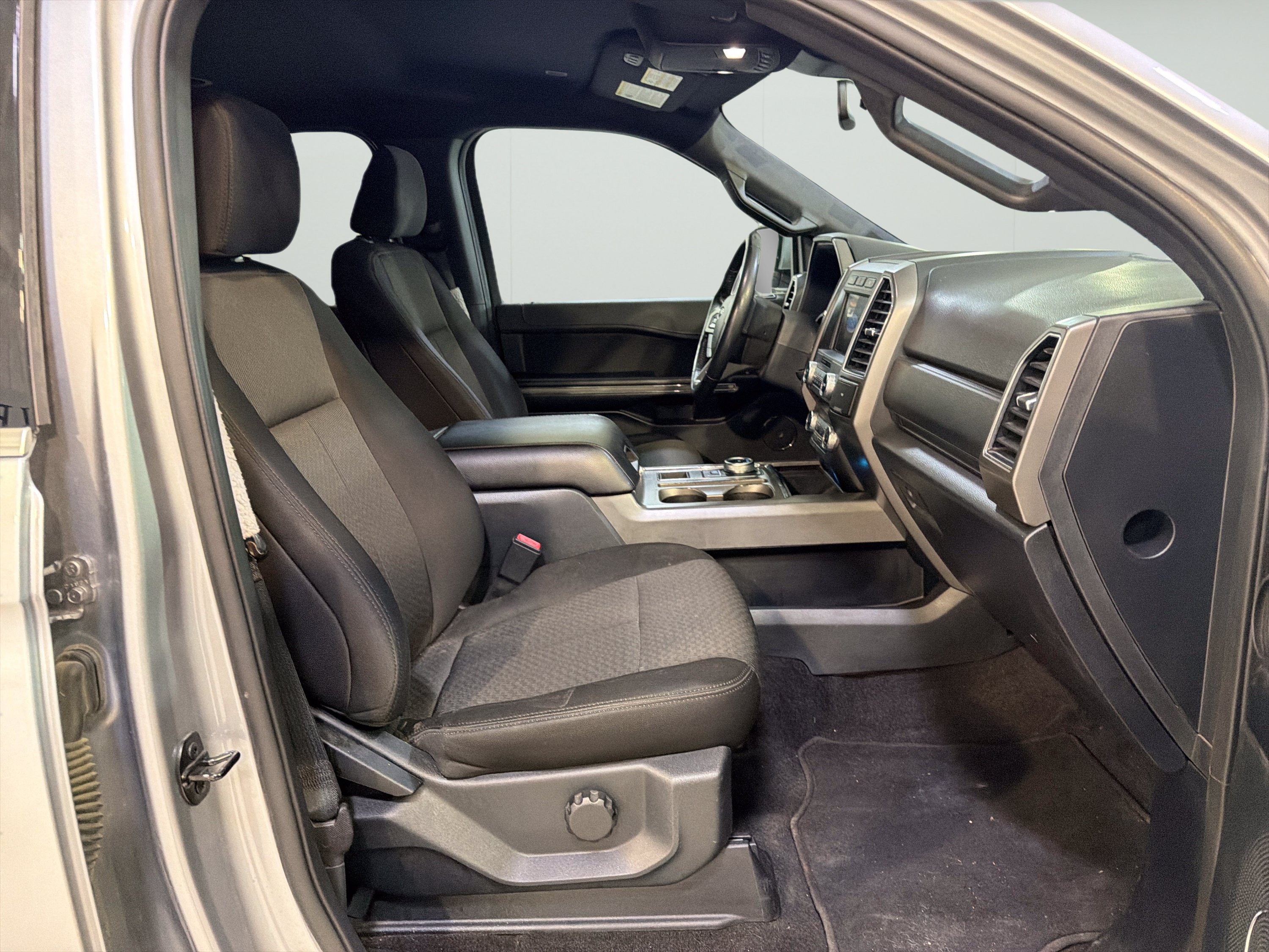 Used 2021 Ford Expedition XLT RWD image 15