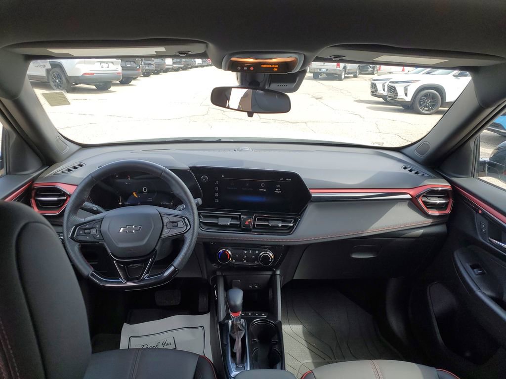 Certified 2024 Chevrolet TrailBlazer RS w/ Driver Confidence Package image 25