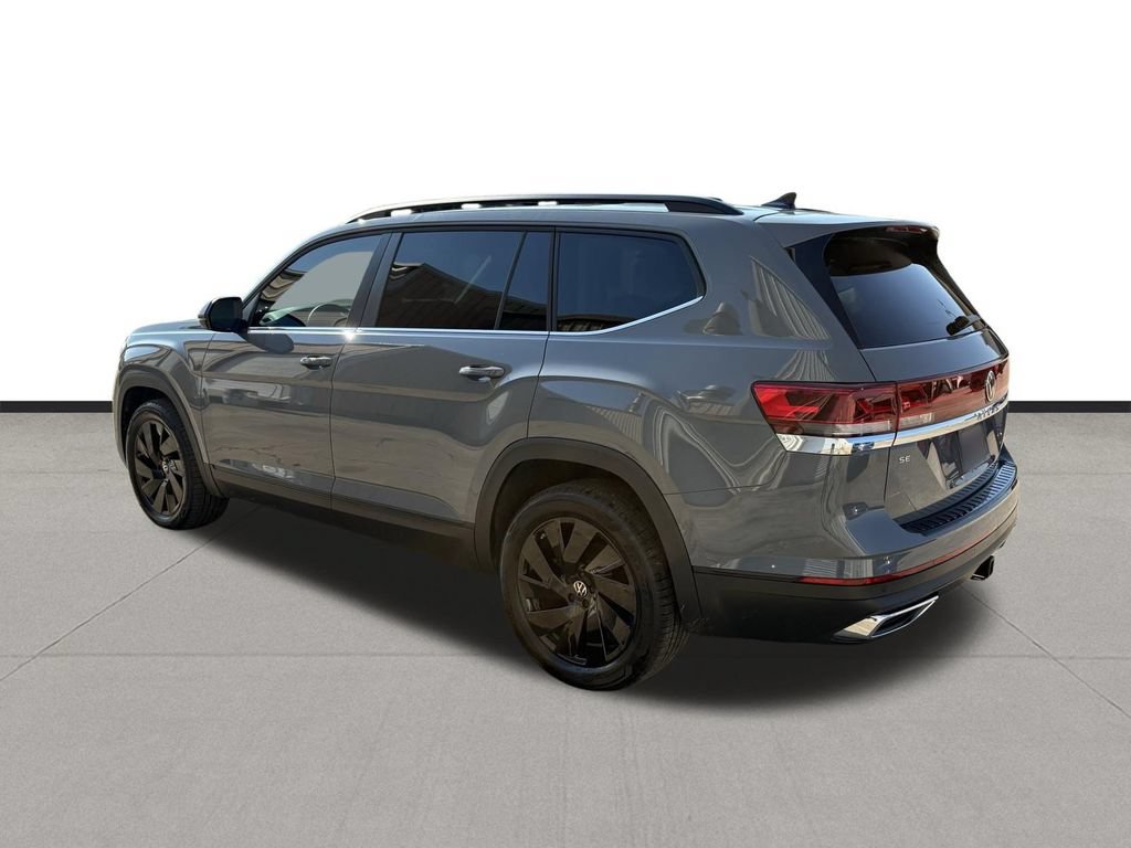 Used 2025 Volkswagen Atlas SE FWD image 7