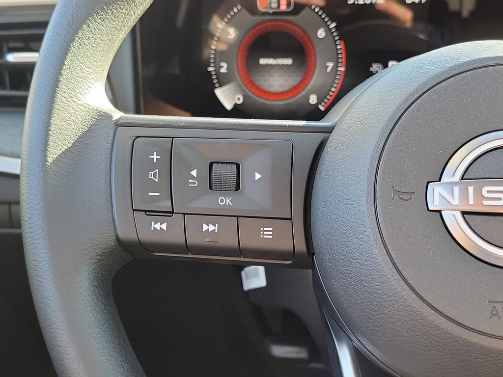 New 2026 Nissan Kicks SV w/ SV Premium Package image 6