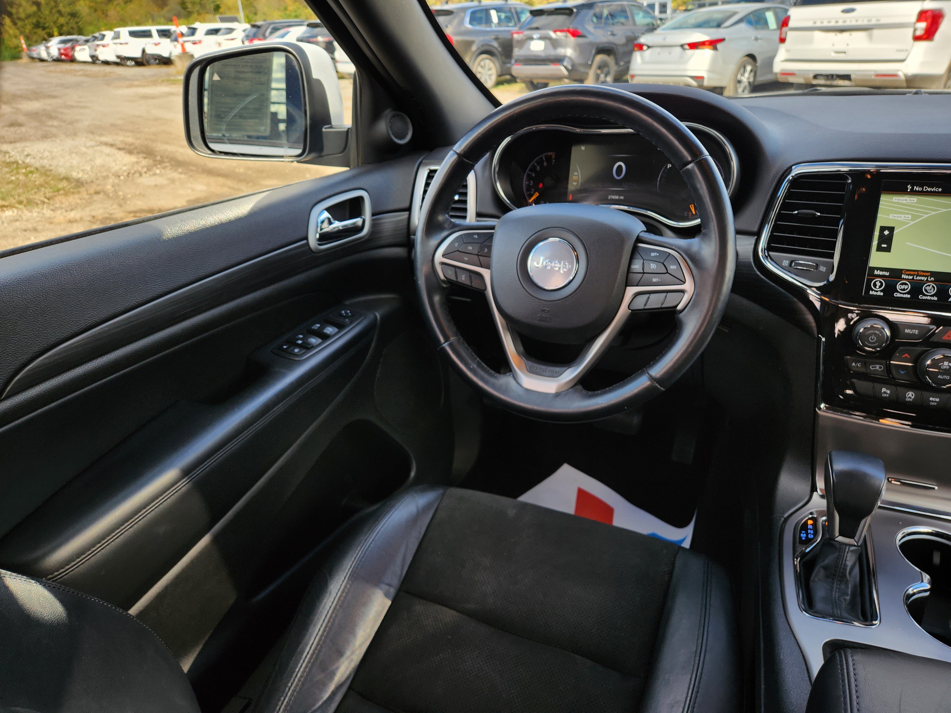 Used 2021 Jeep Grand Cherokee Laredo X image 19