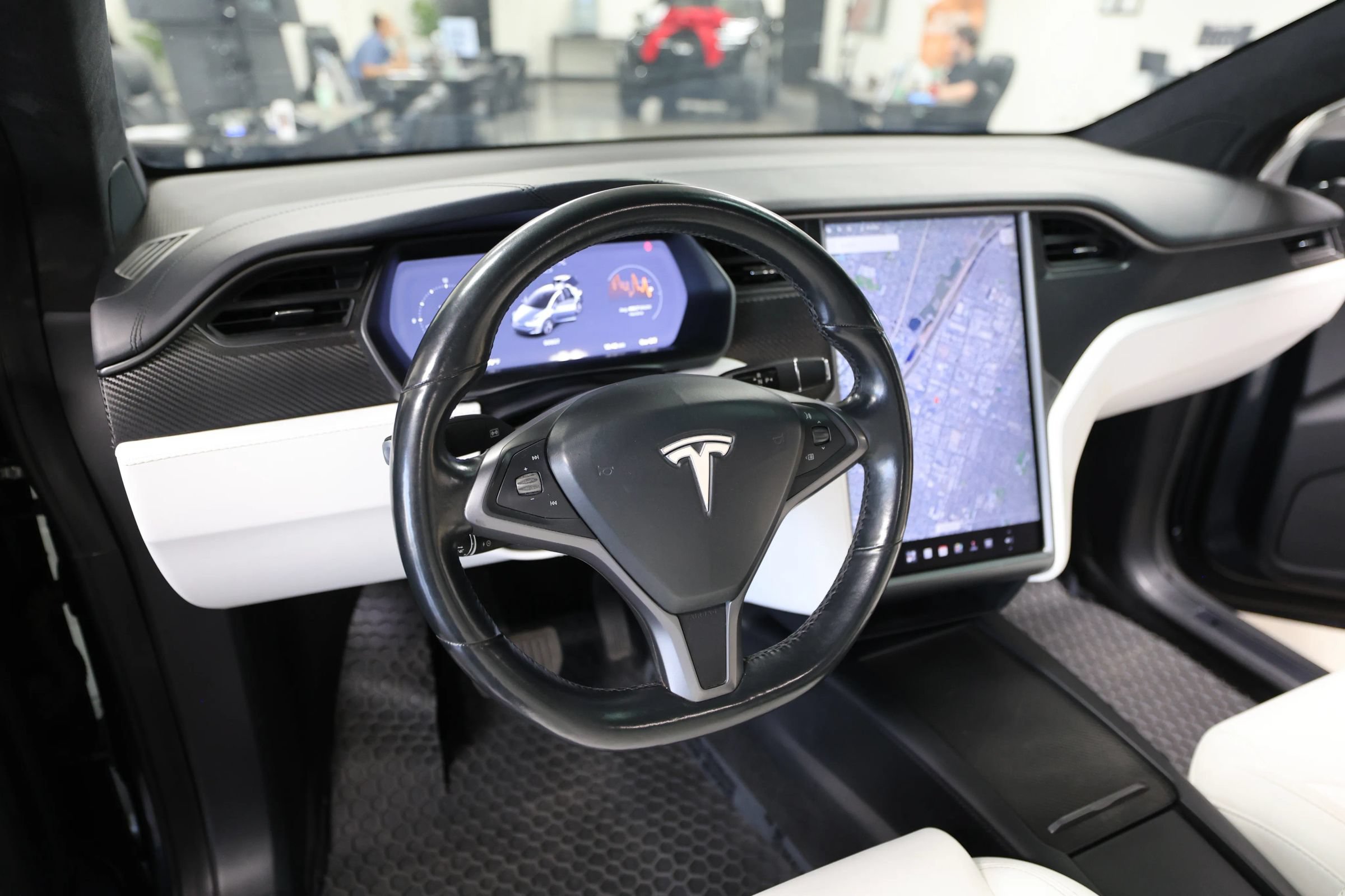 Used 2018 Tesla Model X 100D AWD/4WD image 16