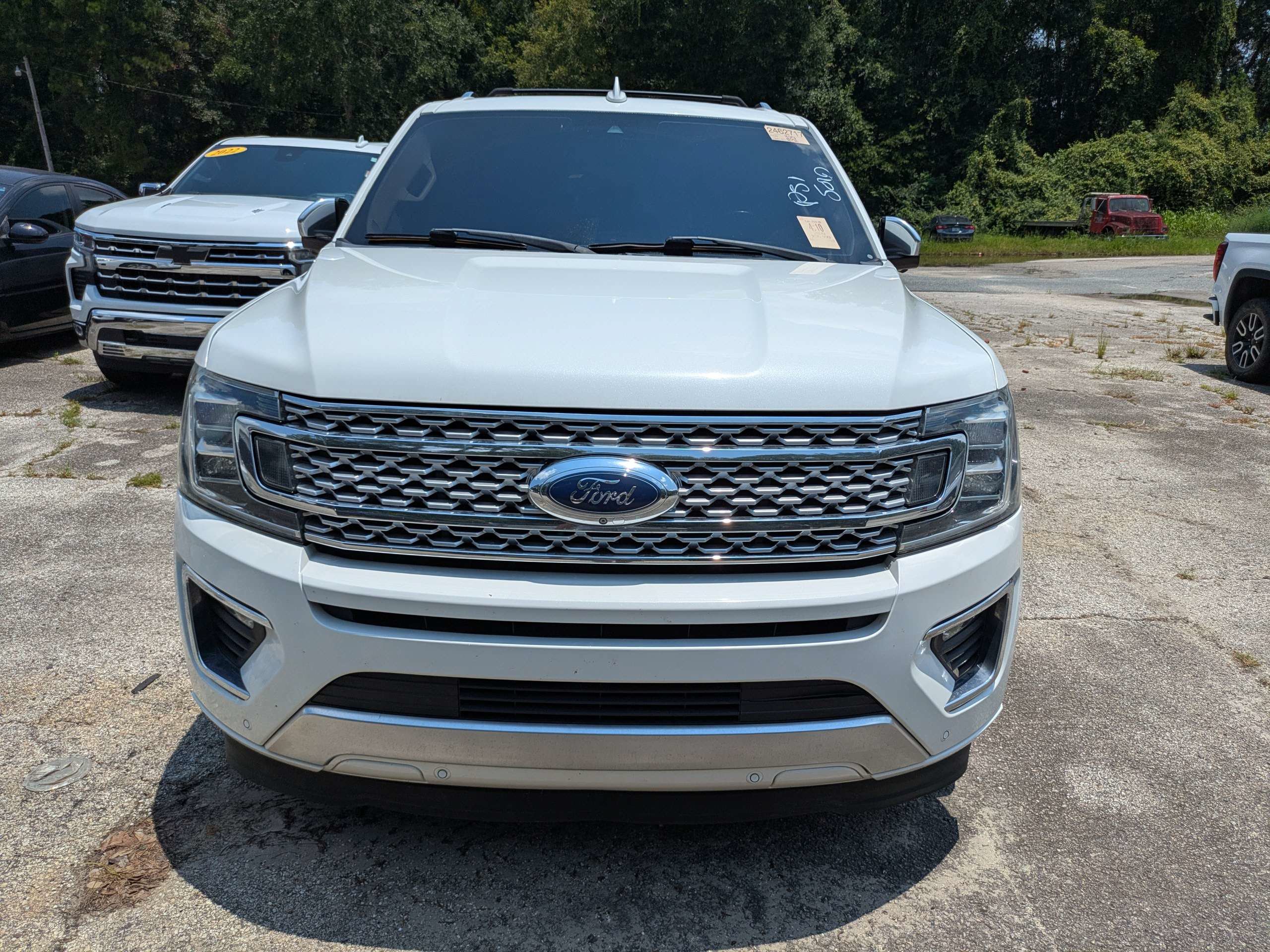 Used 2020 Ford Expedition Platinum RWD image 2