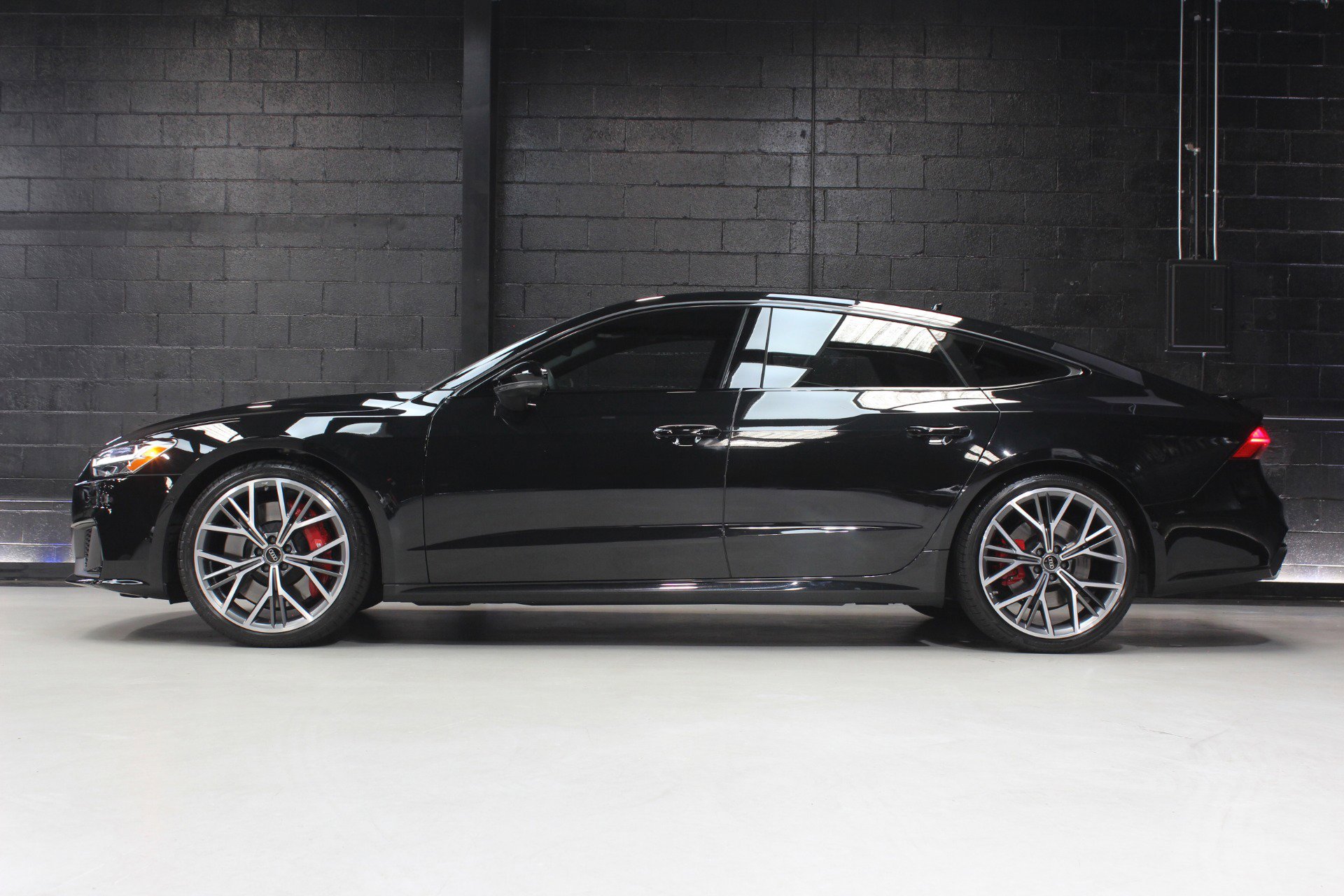 Used 2025 Audi S7 Premium Plus image 3