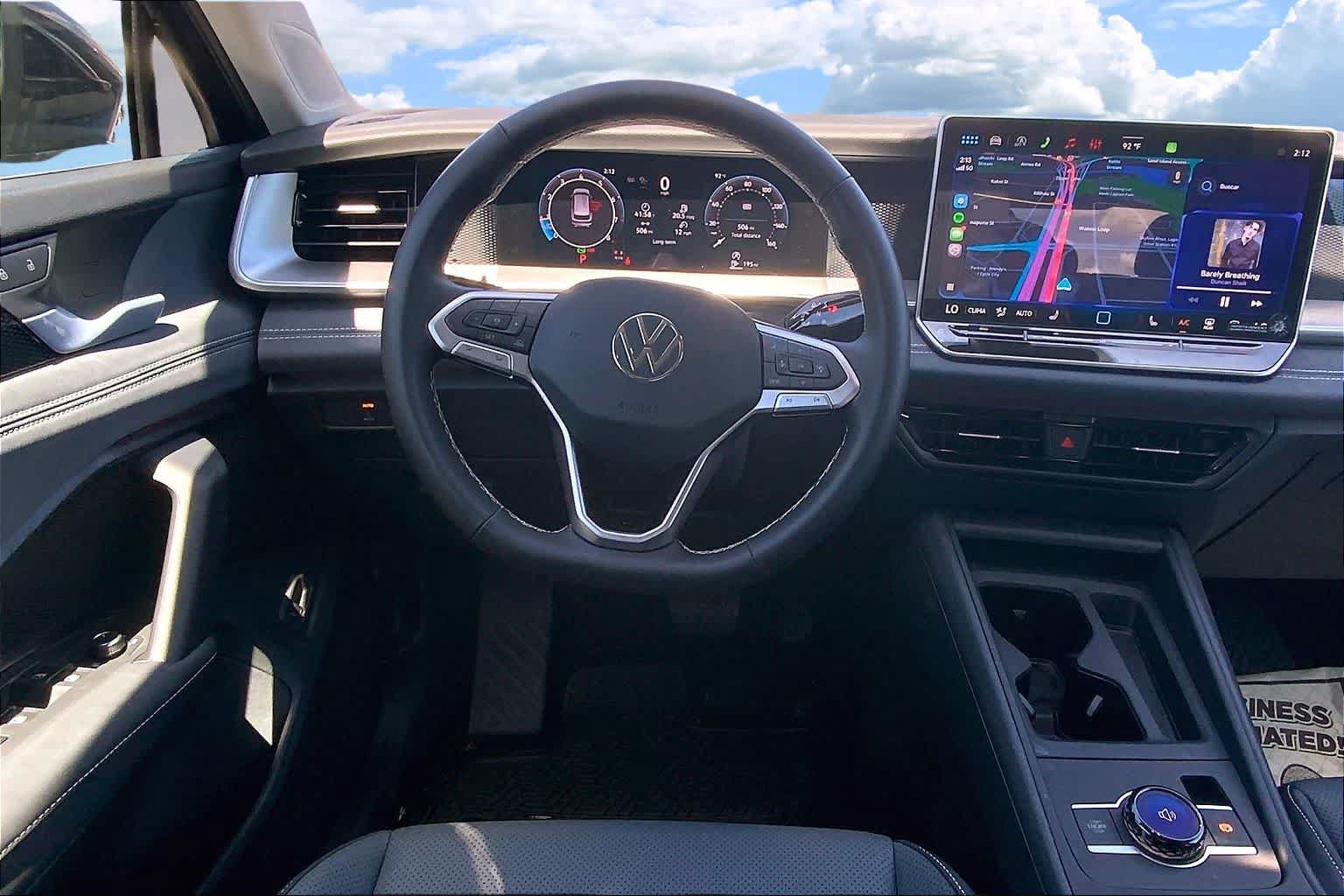 Used 2026 Volkswagen Tiguan SE FWD image 14