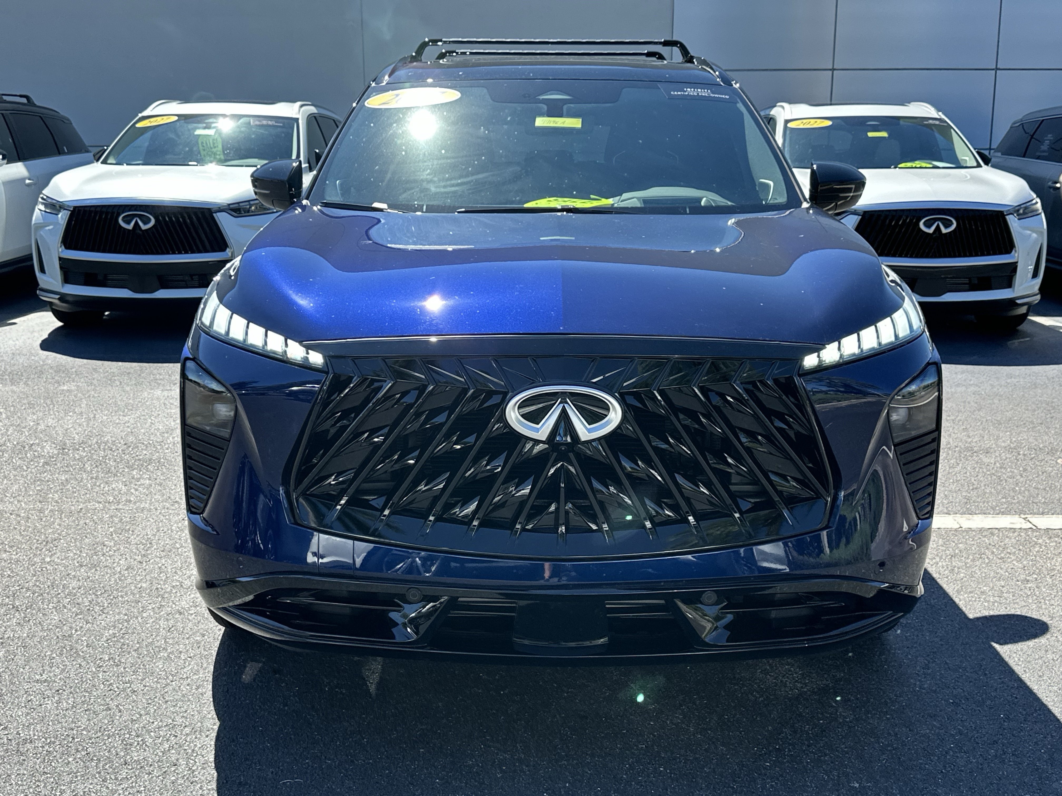 Certified 2027 INFINITI QX65 Autograph w/ Cargo Package AWD/4WD image 2