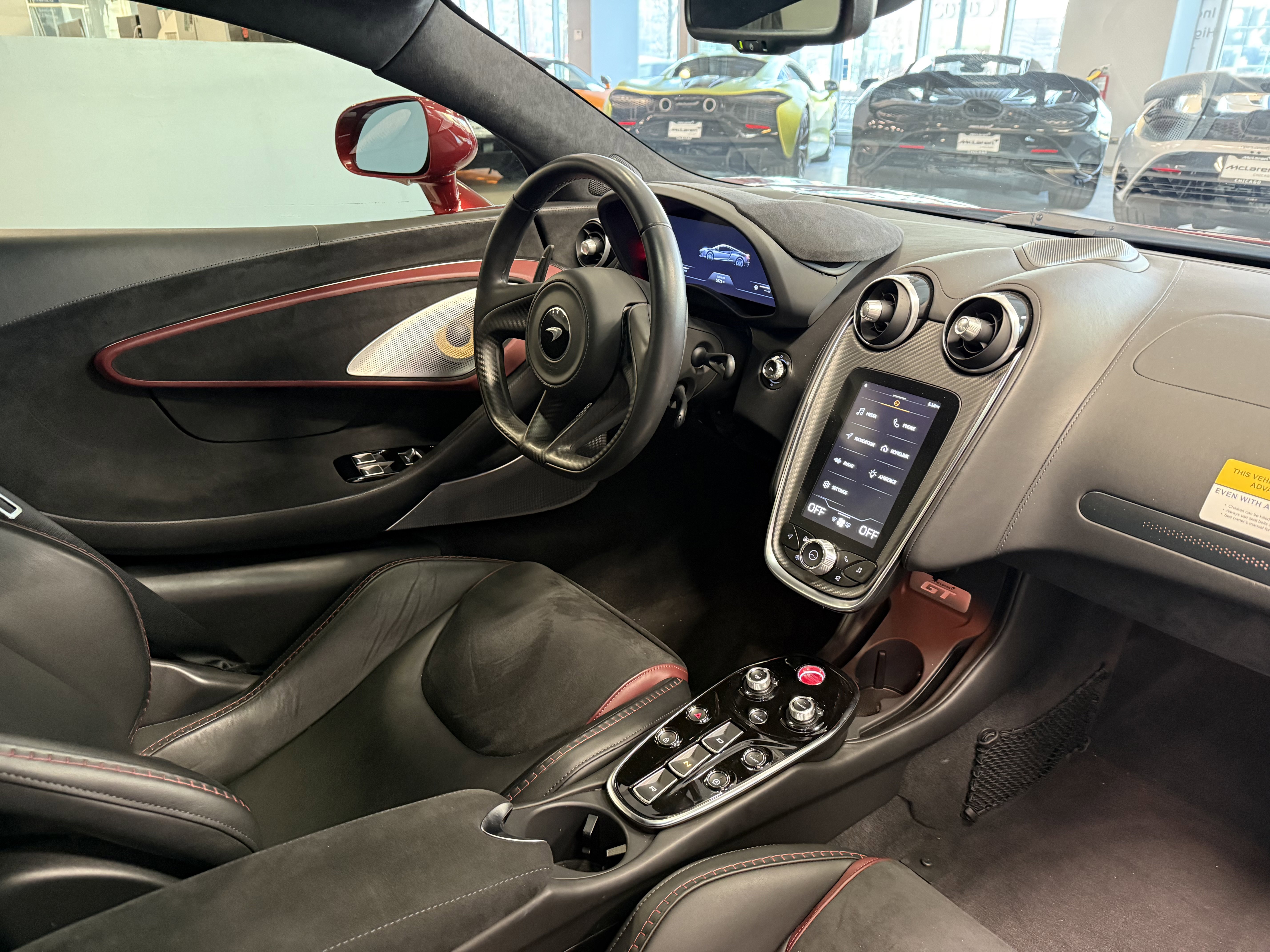 Used 2022 McLaren GT image 17